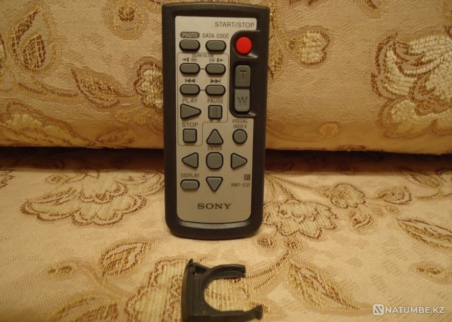 Пульт от видеокамеры Sony RMT-835  - изображение 1