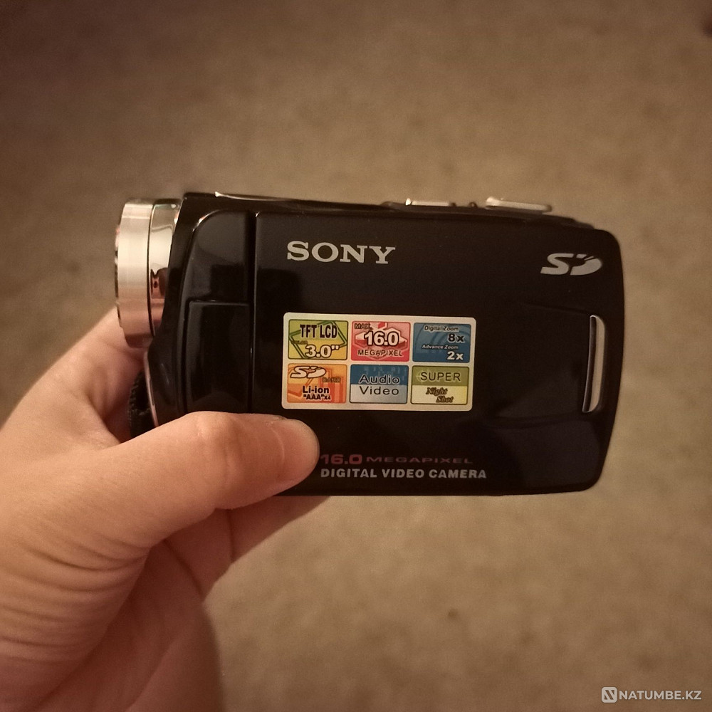 Selling Sony video camera  - photo 1