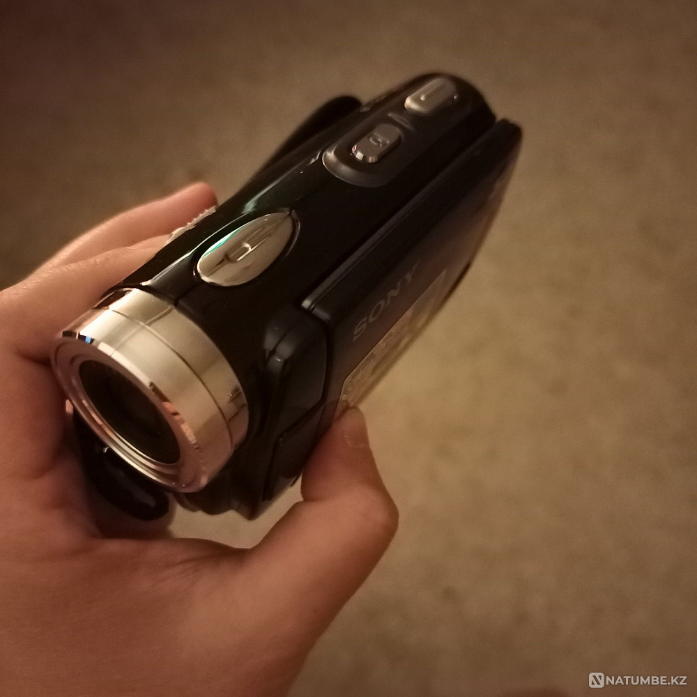 Selling Sony video camera  - photo 3