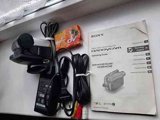 Продаём видеокамеру SONY M. DCR-HC26E 