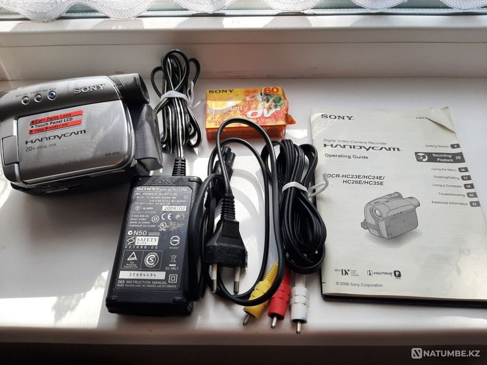Продаём видеокамеру SONY M. DCR-HC26E  - изображение 6
