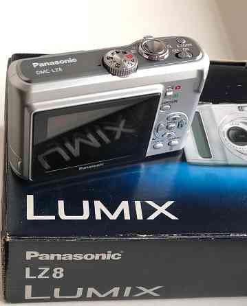 Камера Panasonic Lumix LZ8 