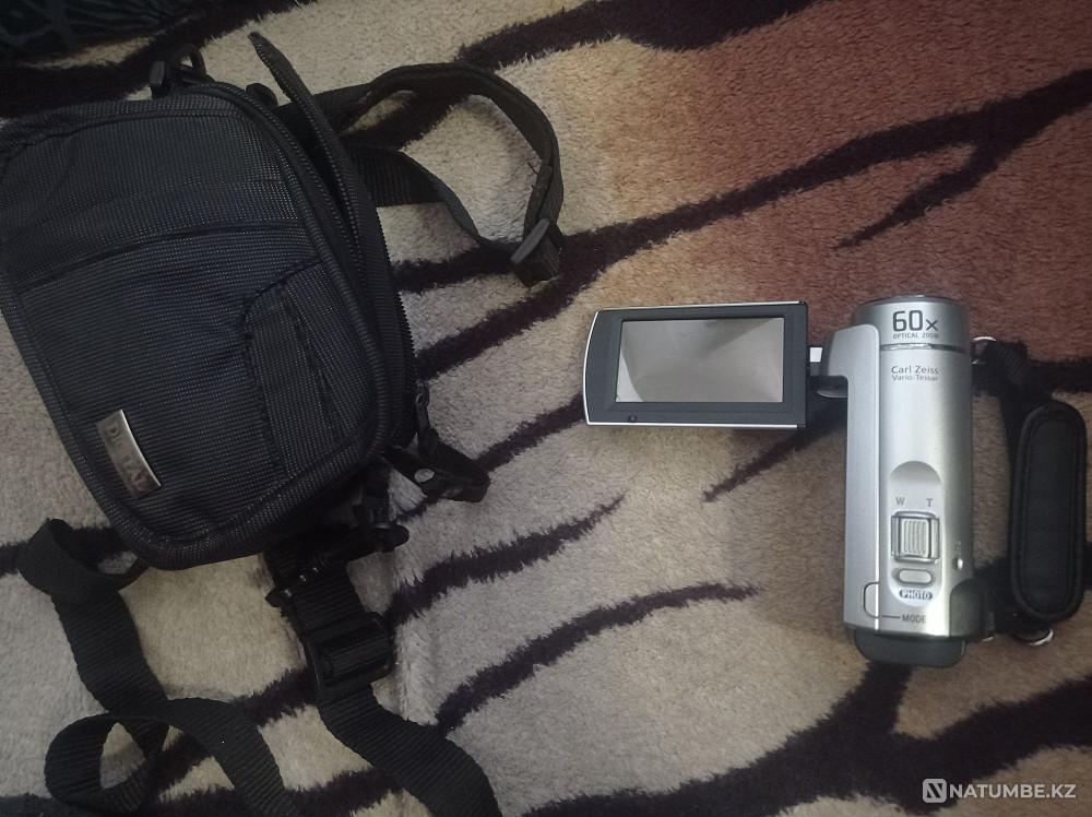 Video camera sony  - photo 1