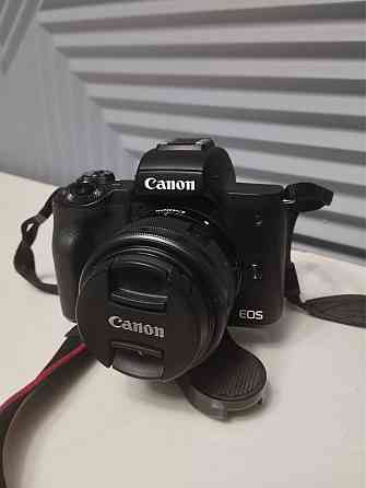 Canon EOS M50 EF-M 15-45 mm IS STM Kit 