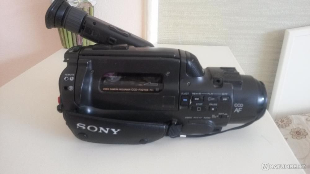 видео камера SONY  - изображение 2