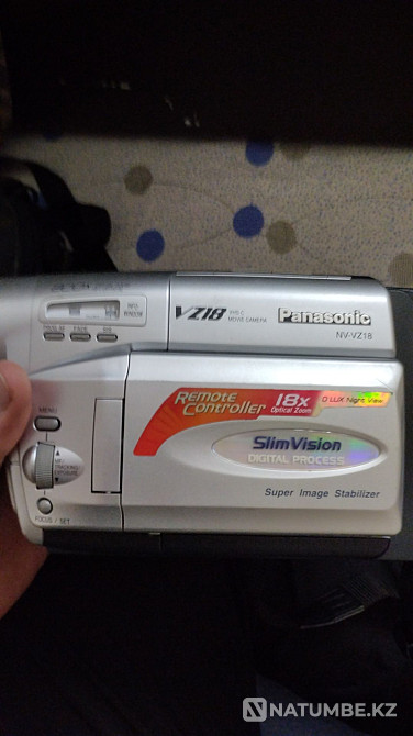 Old model camera  - photo 1