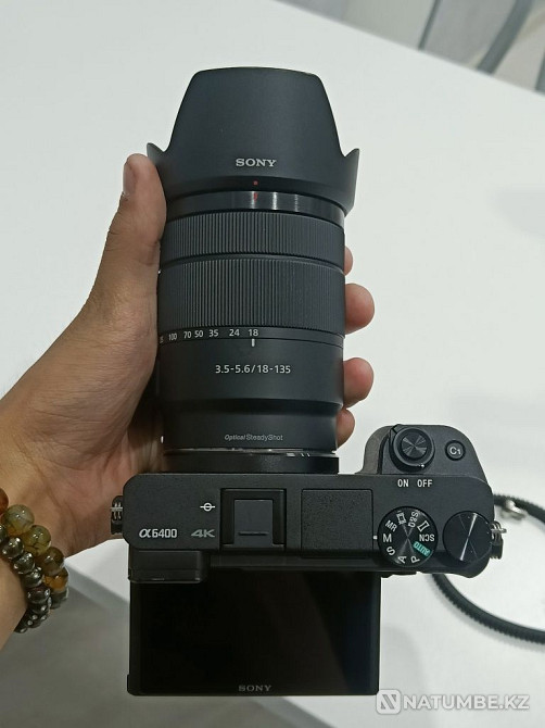 Sony a6400 + SIRUI stabilizer  - photo 2