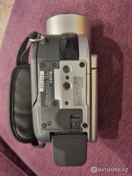 Видеокамера Sony handycam dcr-dvd805e  - изображение 5