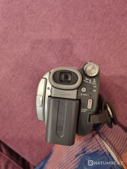 Видеокамера Sony handycam dcr-dvd805e  - изображение 3