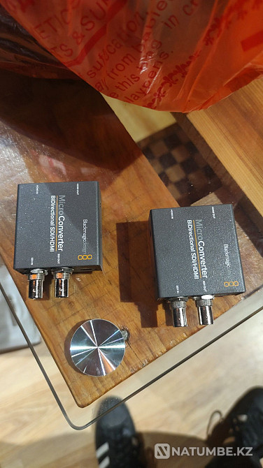 Blackmagic Smartview 4K  - photo 6