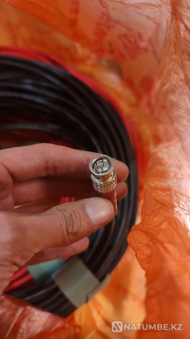 Blackmagic Smartview 4K  - photo 7