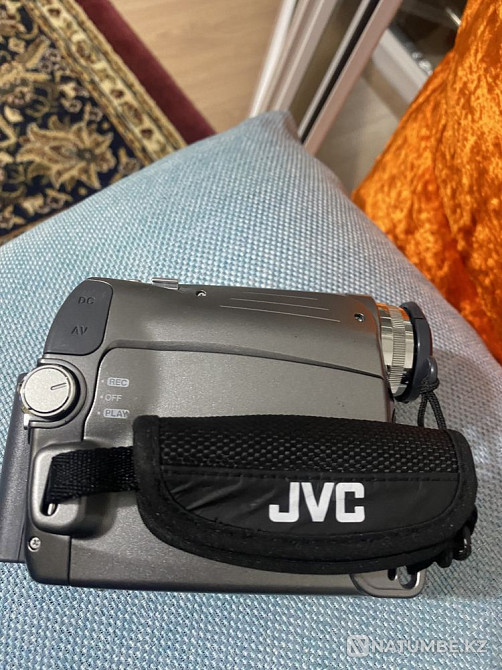 Видеокамера JVC  - изображение 5