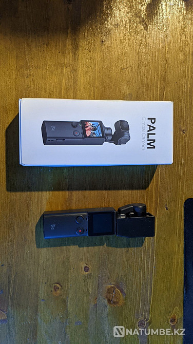 Fimi palm gimbal handheld camera with stabilization  - photo 1