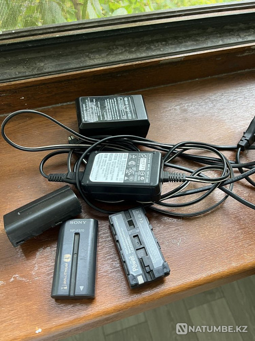 Sony 1500 Sony 1500 comp is good  - photo 5