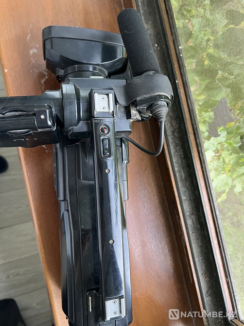 Sony 1500 Sony 1500 comp is good  - photo 3