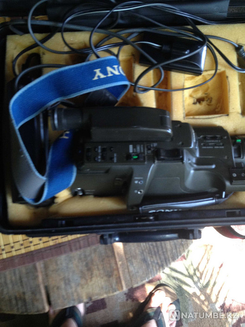 Sony CCD F-350E video camera! Working! For collectors! Rarity!  - photo 2