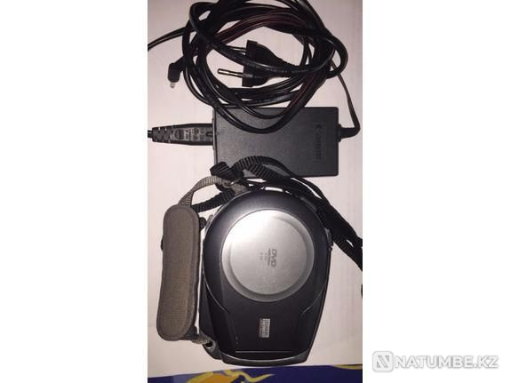 Selling a video camera  - photo 2