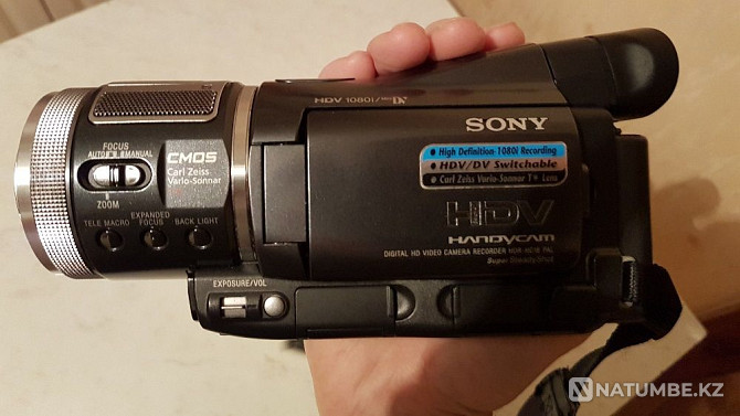 Создавайте качественный видеоконтент с камерой Sony HDR-HC1E  - изображение 3