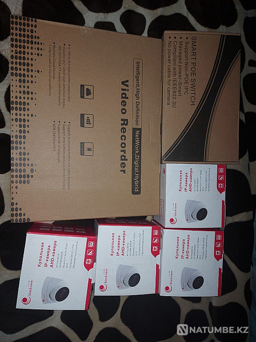 Video surveillance camera recorder.  - photo 1