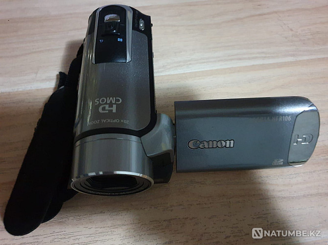 canon video camera  - photo 2