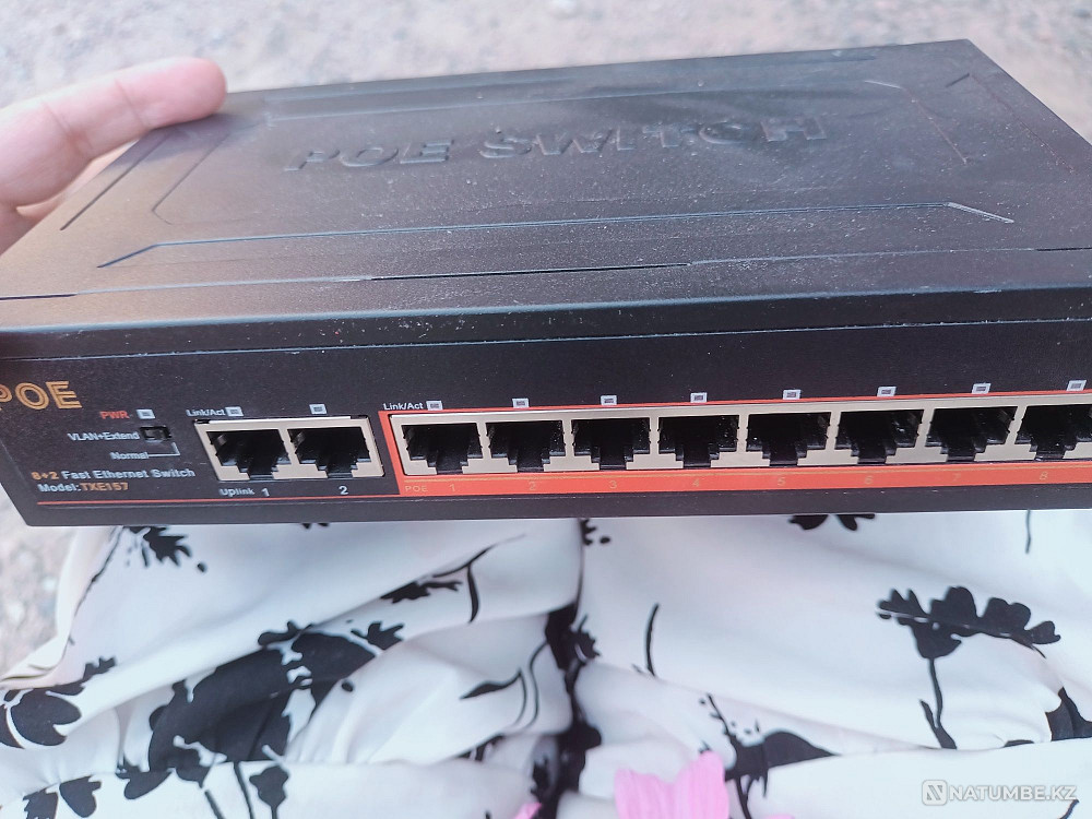 We sell Poe Switch for surveillance cameras in good condition  - photo 3