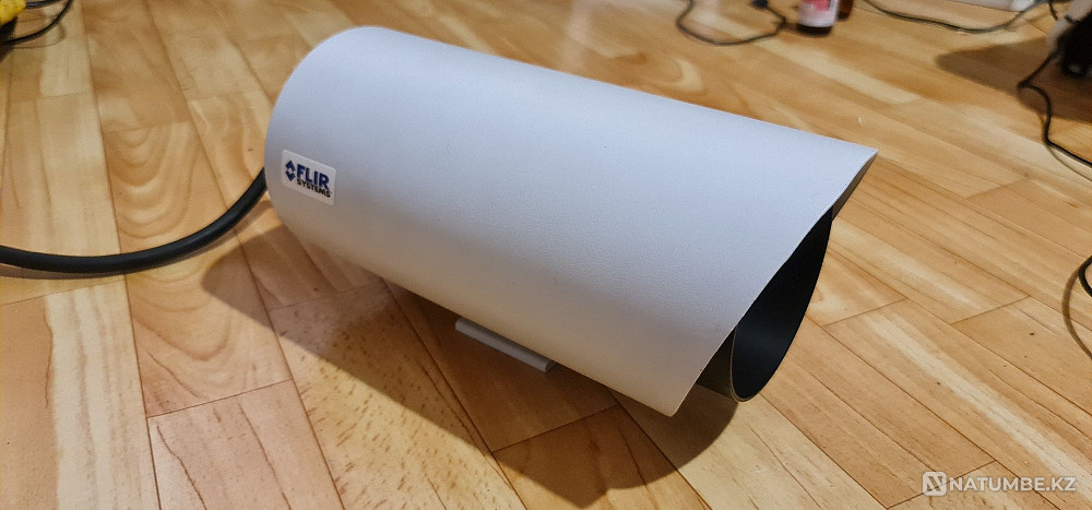 Thermal imager FLIR surveillance camera  - photo 1
