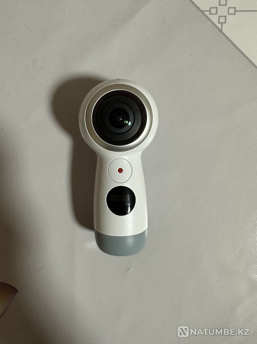 New generation Samsung Gear 360 camera  - photo 4