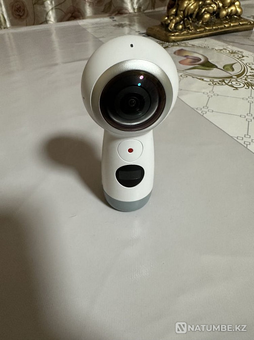 New generation Samsung Gear 360 camera  - photo 5