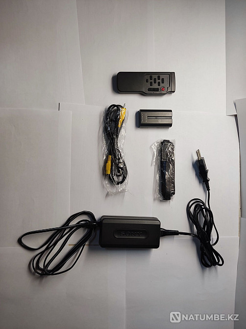 Video camera Sony CCD-TRV78E  - photo 6