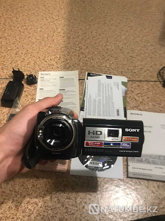 Камера Sony HDR-PJ50E в хорошем качестве  - изображение 1