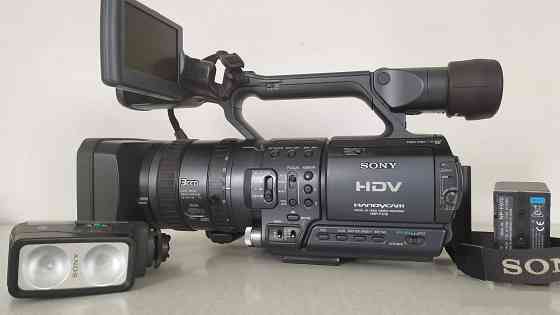 Видеокамера Sony HDR-FX1E 