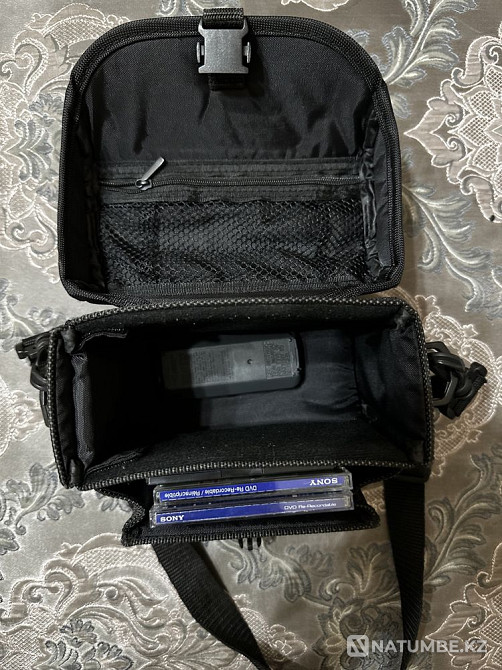 Видеокамера Sony DCR-SR62E HDD  - изображение 5