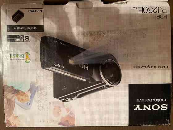 Продам видеокамеру Sony Handycam PJ230E. В отличном состоянии 