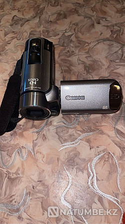 Selling a video camera  - photo 1