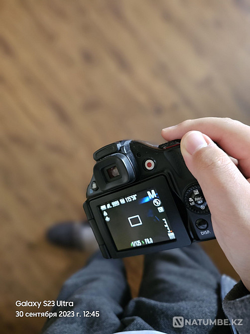 Old Canon camera  - photo 3