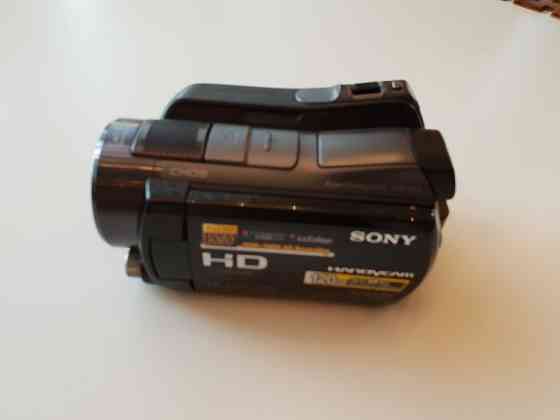 Видеокамера Sony HDR-SR12E 