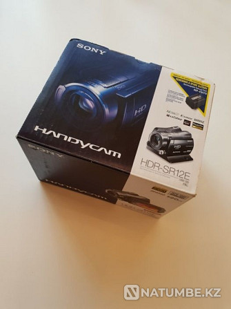 Видеокамера Sony HDR-SR12E  - изображение 1