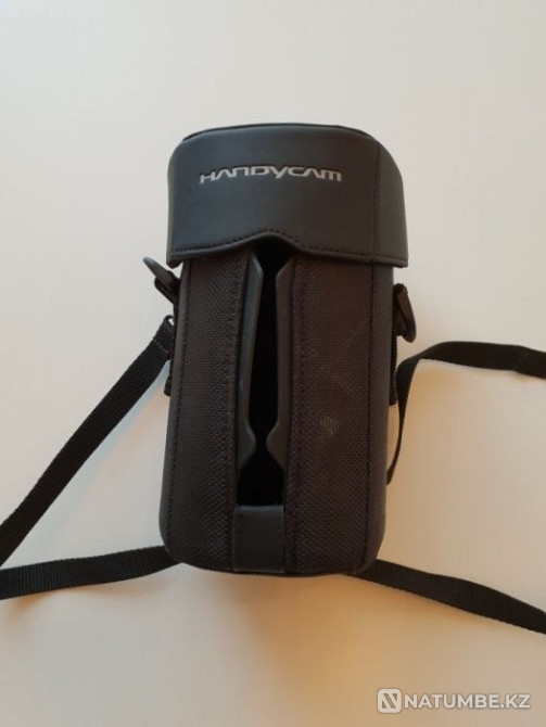 Sony HDR-SR12E Camcorder  - photo 7