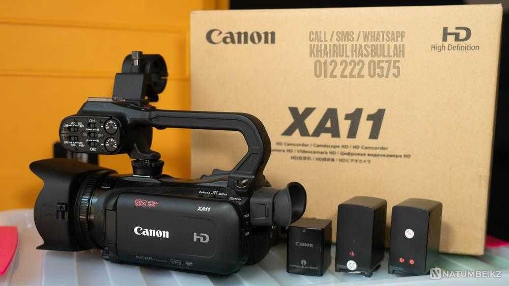 Compact professional camcorder Canon XA11  - photo 1