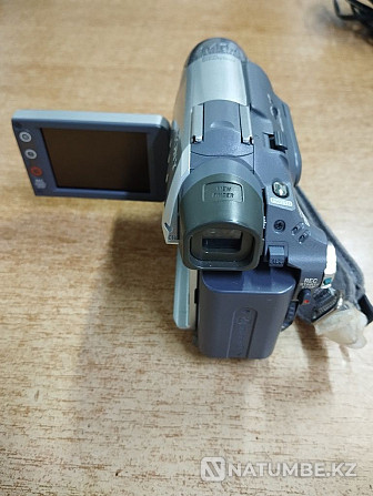 Digital video camera;SONY HANDUCAM  - photo 3