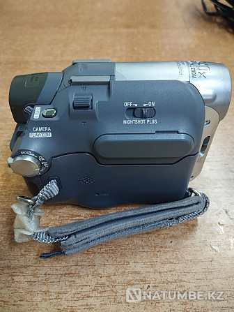 Digital video camera;SONY HANDUCAM  - photo 2