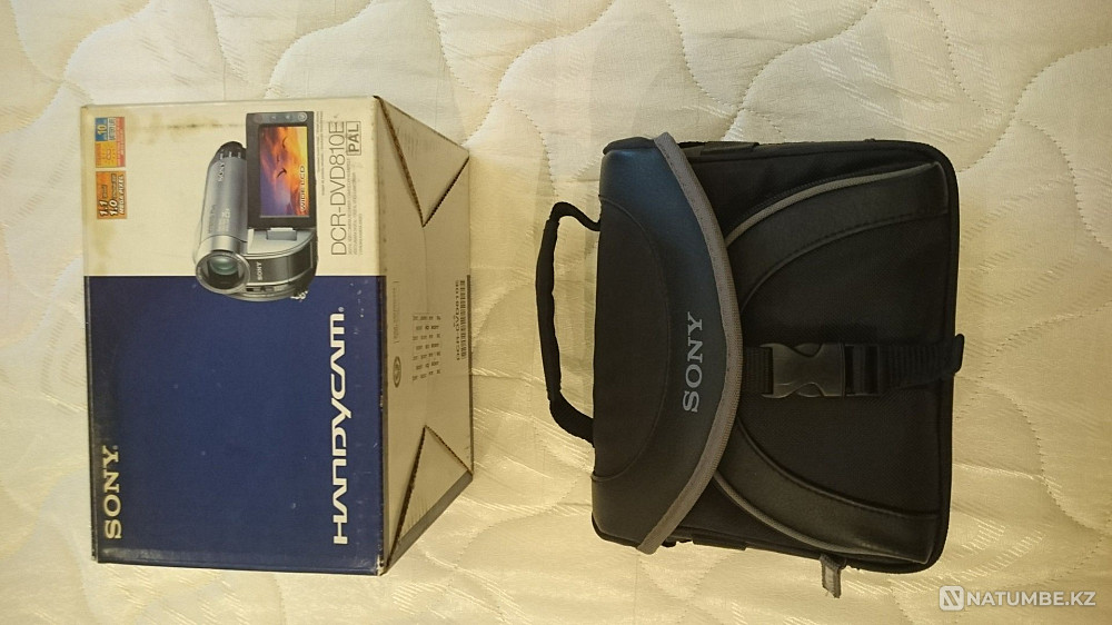 Selling a video camera  - photo 1
