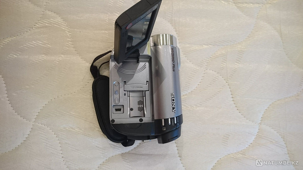 Selling a video camera  - photo 2