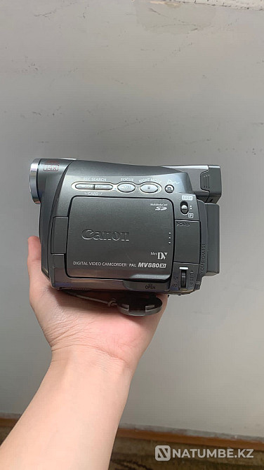 Selling a video camera  - photo 3