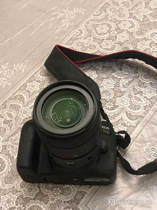 Продам. Камера Canon EOS 77D  - изображение 2