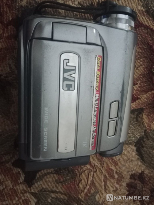 Selling JVC camera Urgently  - photo 4
