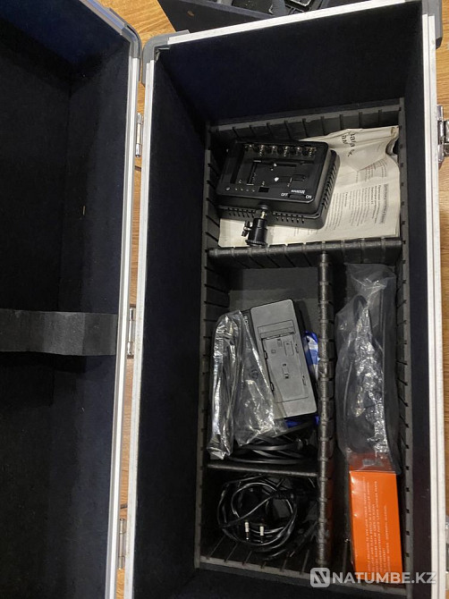 4K video camera Sony FDR-AX1  - photo 3