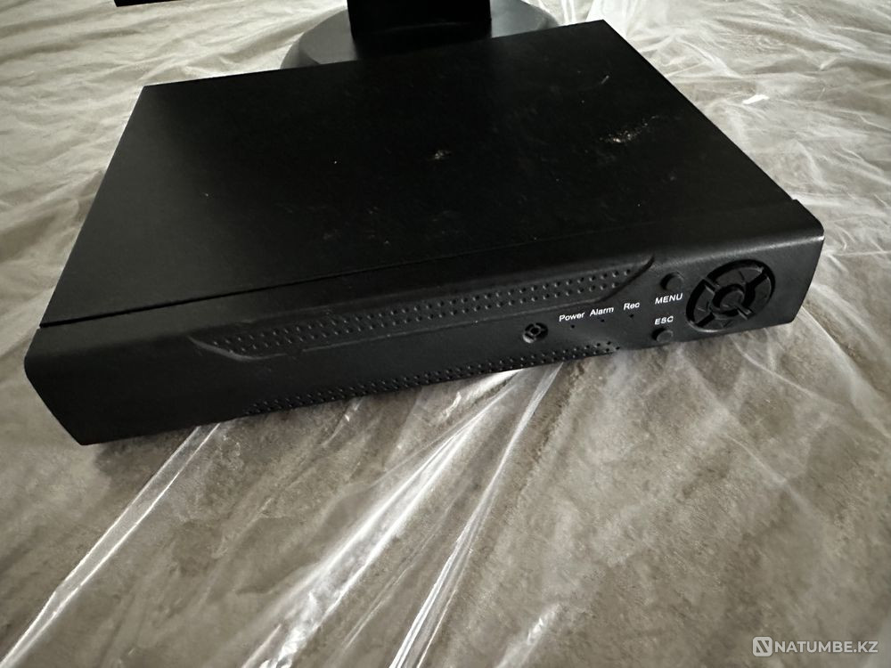 Video switcher and monitor for CCTV cameras!  - photo 3