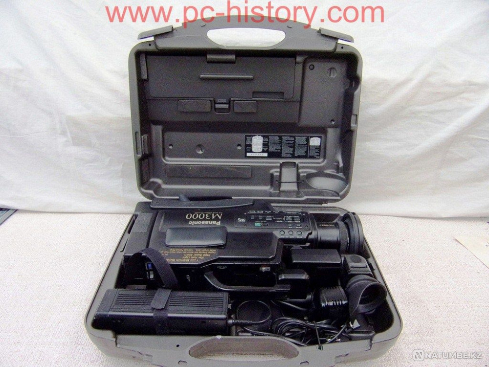 Selling Panasonic m 3000 video camera  - photo 1