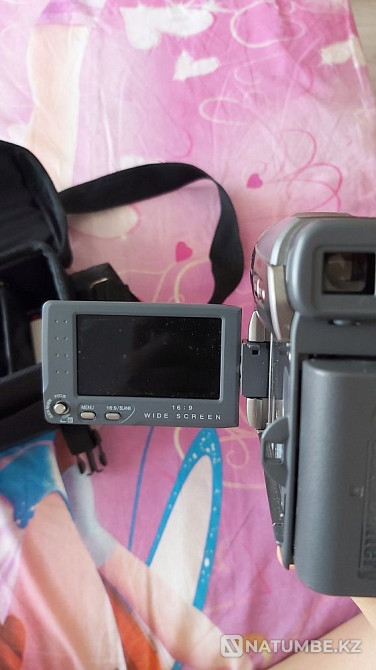 Selling a video camera  - photo 3